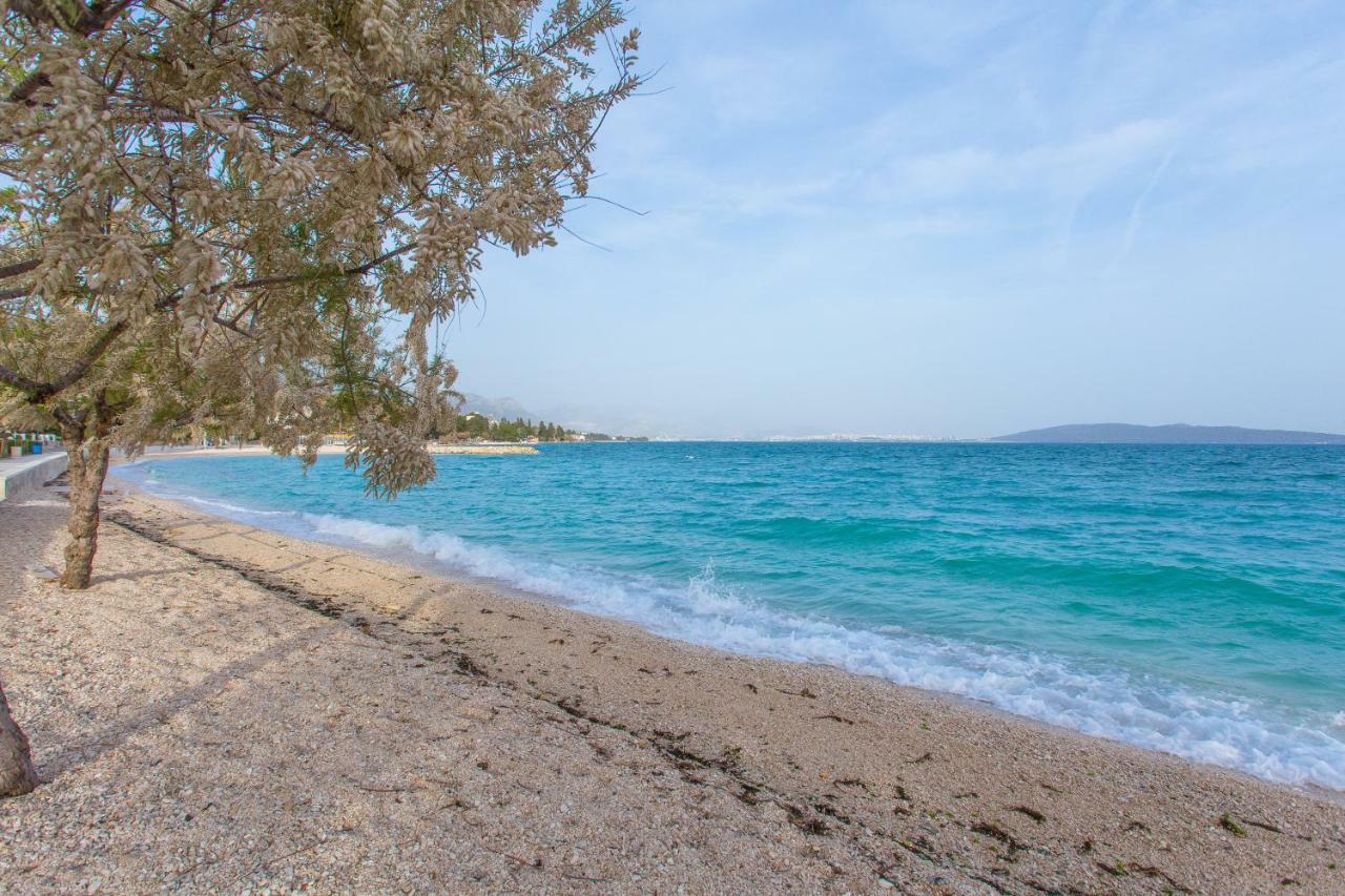 Seafront Apartment In Historical Cippico Castle Kaštela エクステリア 写真